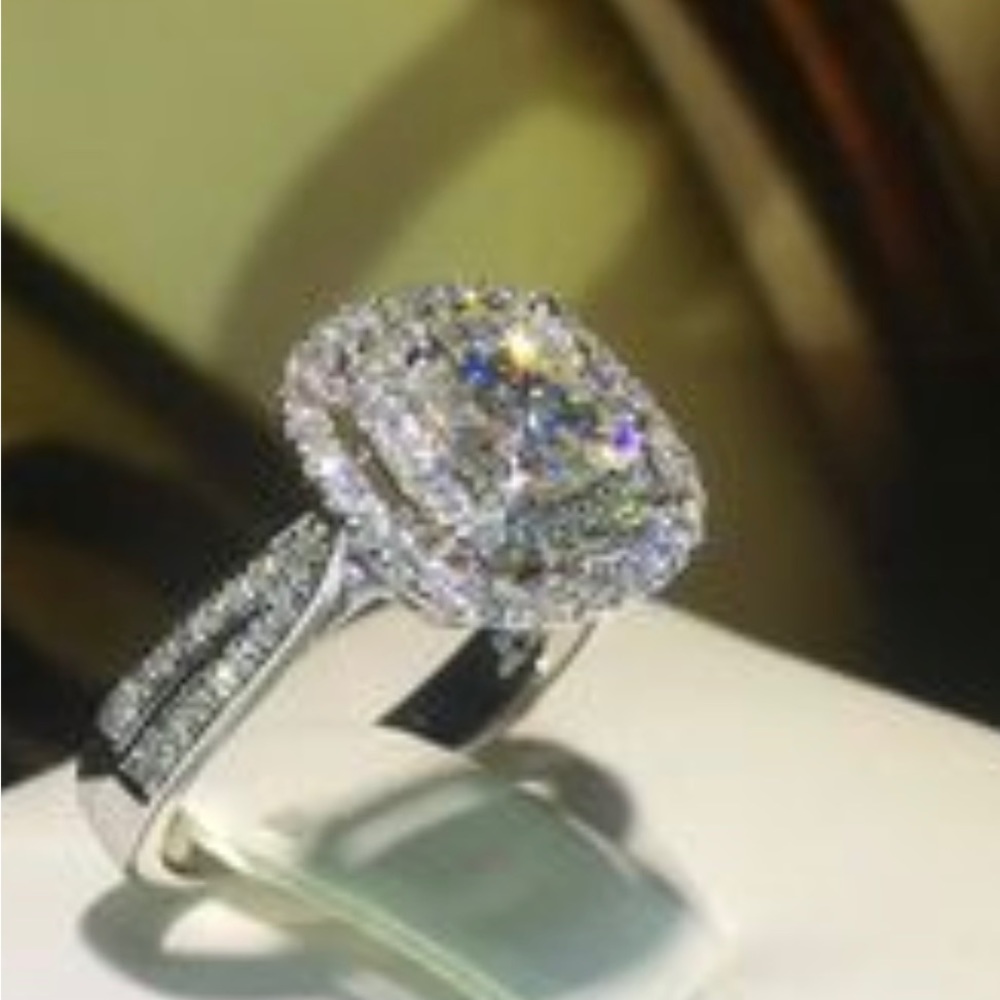 Round Zircon Double Layer Square Classic Engagement Ring